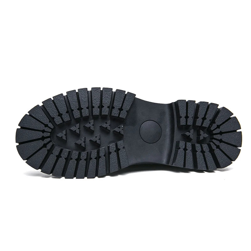 VOIDWEAR SIGNAL_VANISH_07 ☰ Shadow Strider Boots, split leather with EVA sole, winter streetwear for men. Close-up of a black boot sole with tread pattern on a white background