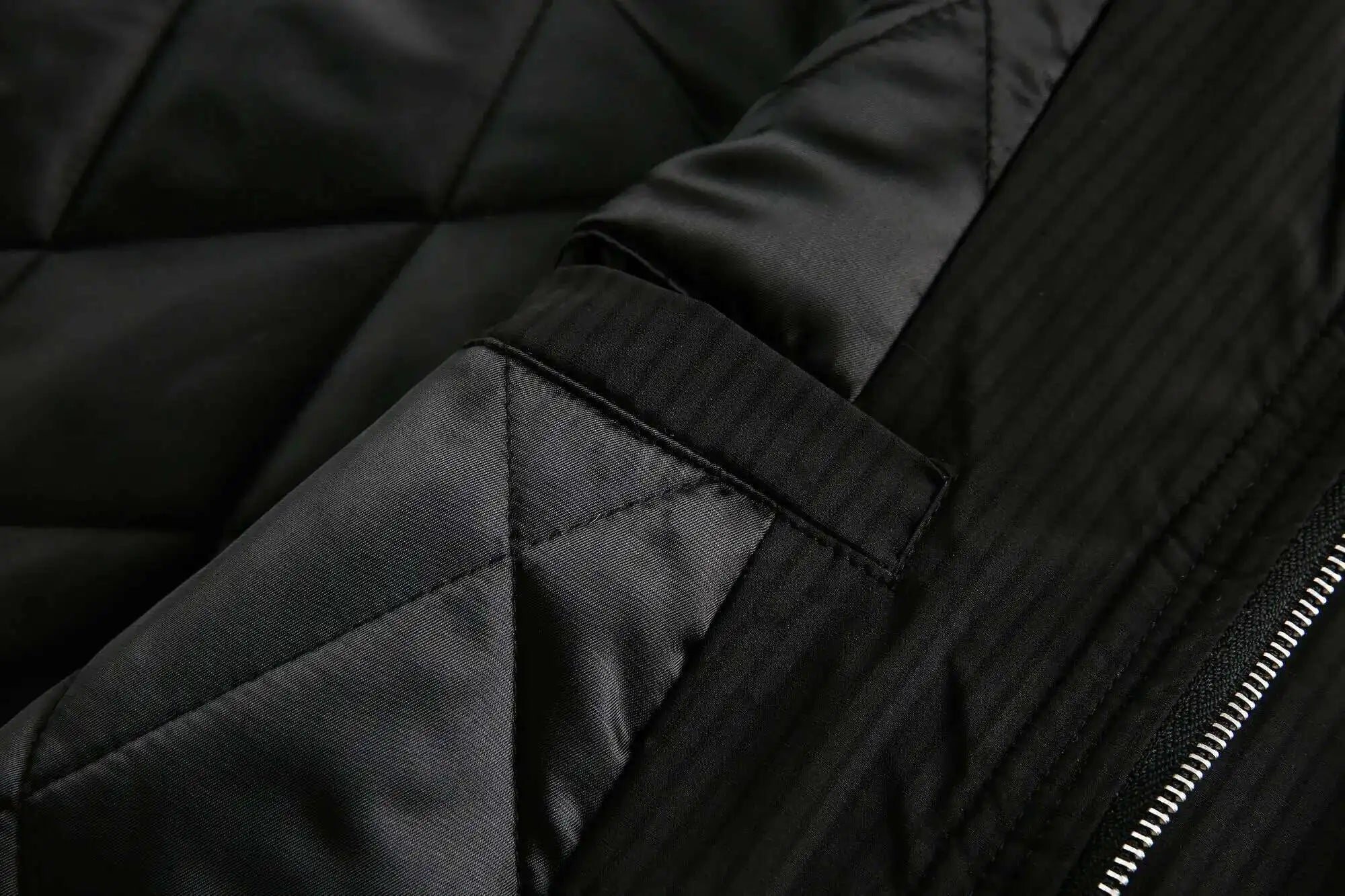 VOIDWEAR VDR_VANISH_05 brown padded fur hooded jacket, oversized unisex winter streetwear system, vanish mode ritual coat, U.S. & EU streetwear trend 2025
