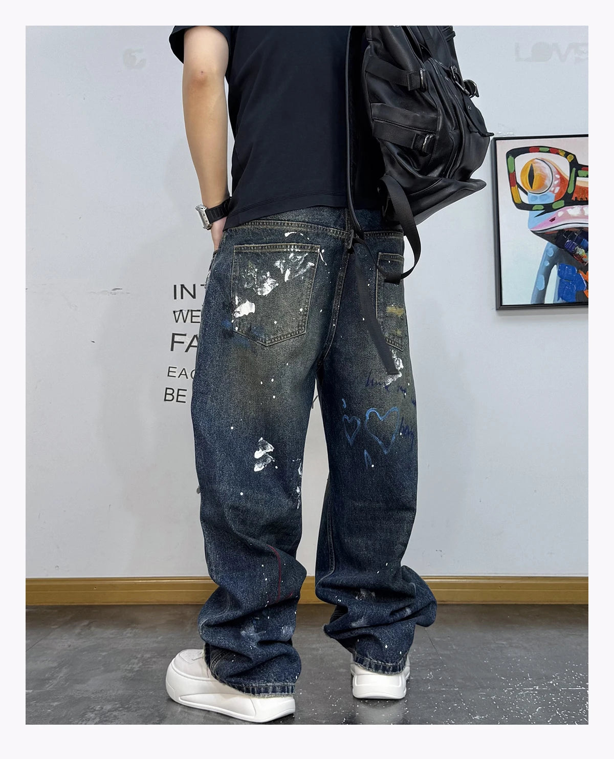 VOIDWEAR VDR_VANISH_05 ☰ graffiti baggy jeans, distressed wash, hand-drawn glyph motifs, loose straight-leg streetwear denim