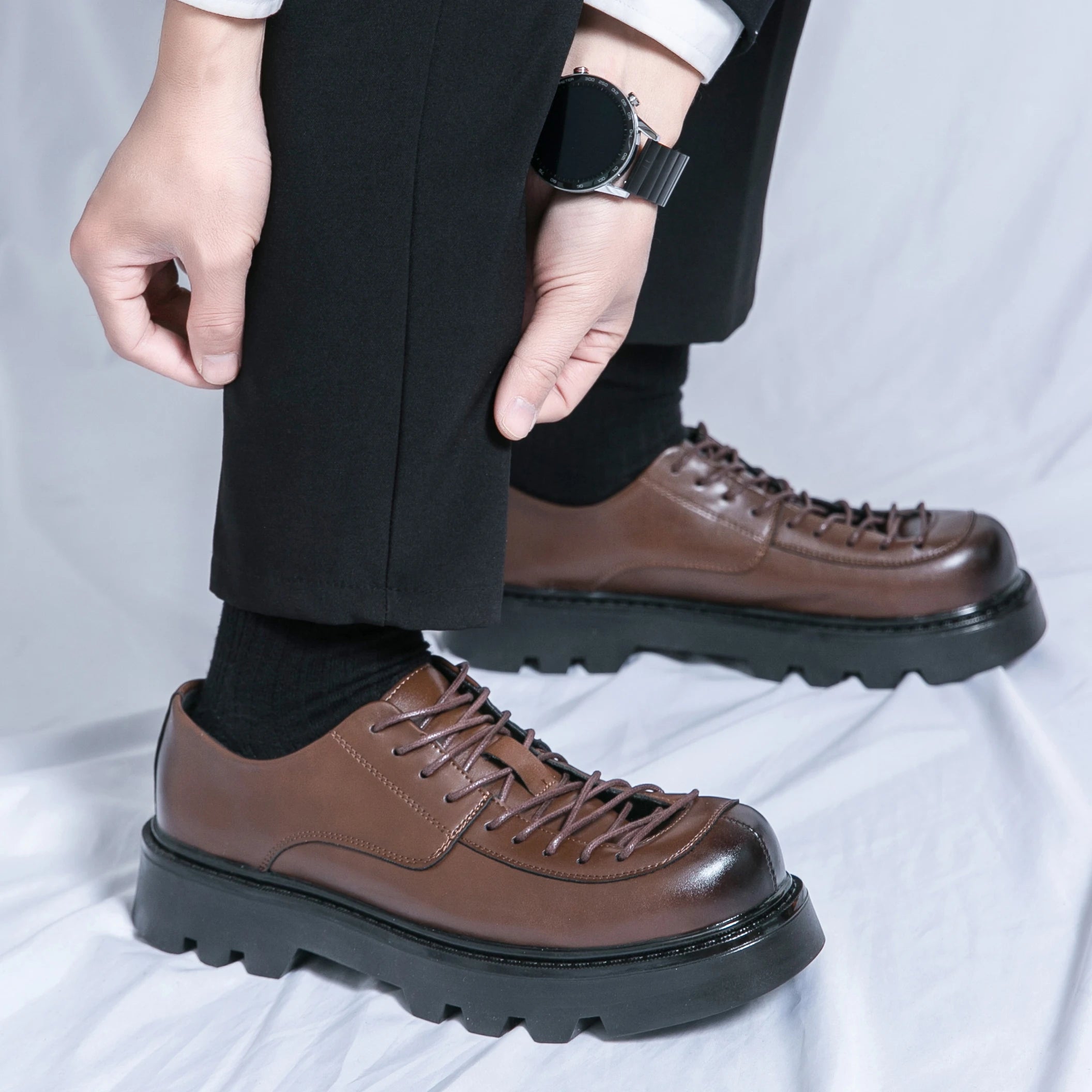 VOIDWEAR SIGNAL_VANISH_11 ☰ split leather platform streetwear shoes with lace-up closure and shadow-coded design, optimized for spring and autumn