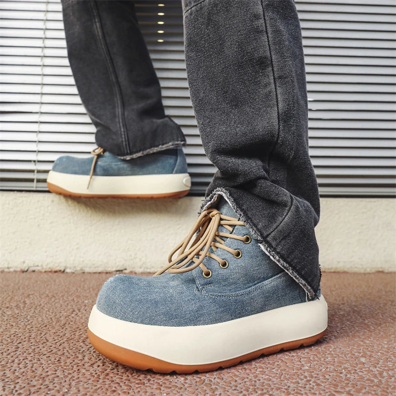 “VOIDWEAR VDR_VANISH_07 canvas high-top – red accent”

“VDR_VANISH_07 signal glyph lit at dusk urban street”