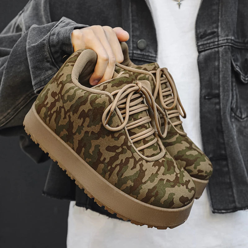 Men’s VOIDWEAR VDR_VANISH_02 shadow winter boots with platform sole, microfiber leather, and ritual-inspired design, styled for urban streetwear