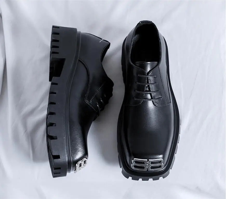 “VDR_VANISH_05 ☰ washed artificial leather derby — side view”

“VDR_VANISH_05 ☰ signal glyph reveal at dusk on concrete”