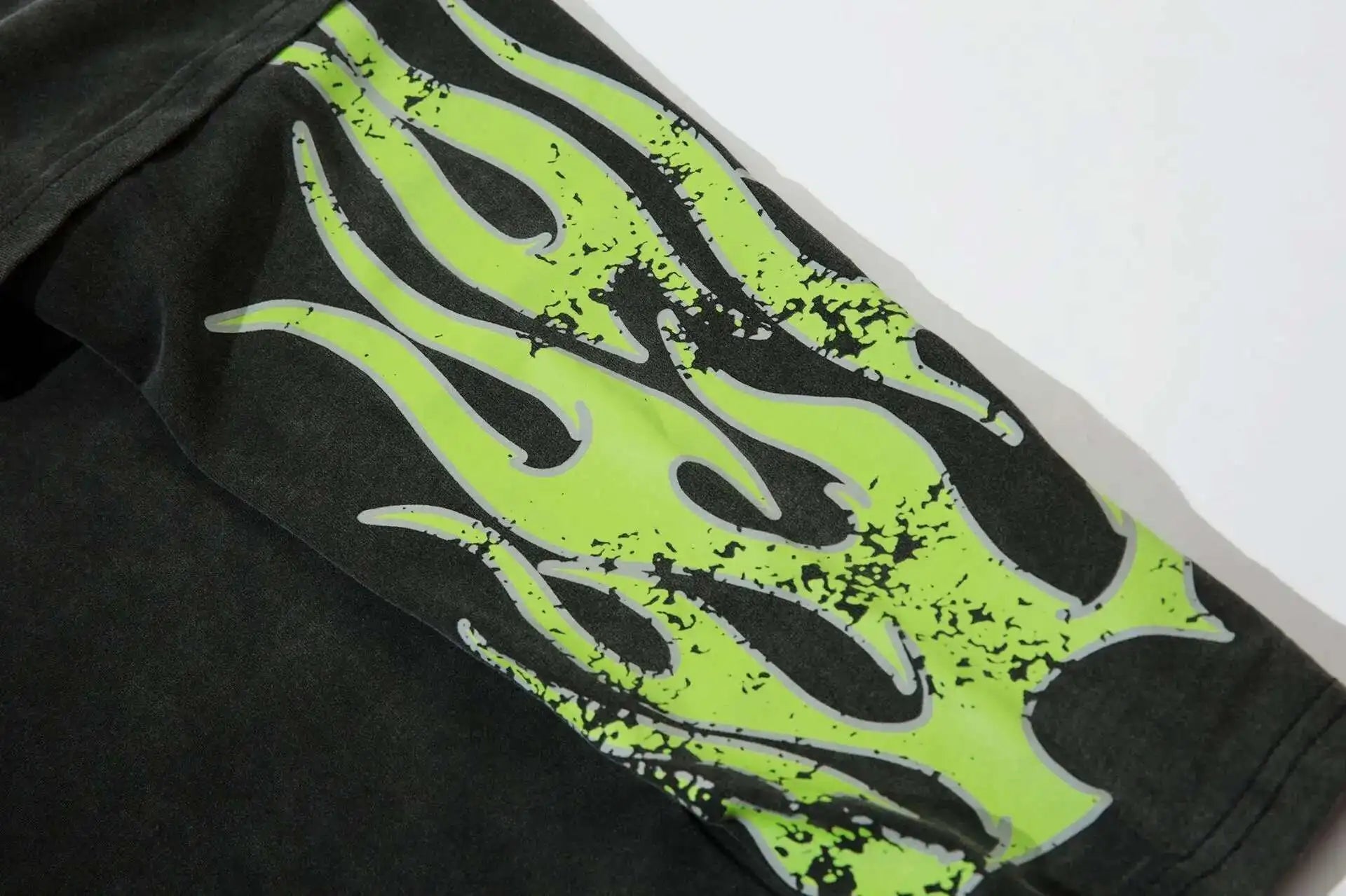 VDR_GREENFLAME ☰ TEES