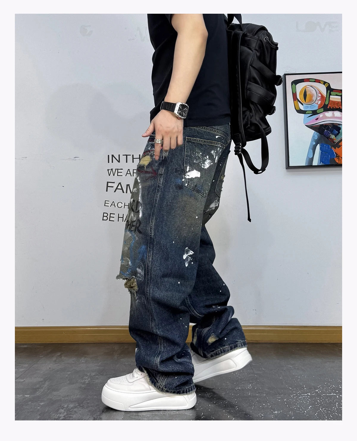 VOIDWEAR VDR_VANISH_05 ☰ graffiti baggy jeans, distressed wash, hand-drawn glyph motifs, loose straight-leg streetwear denim